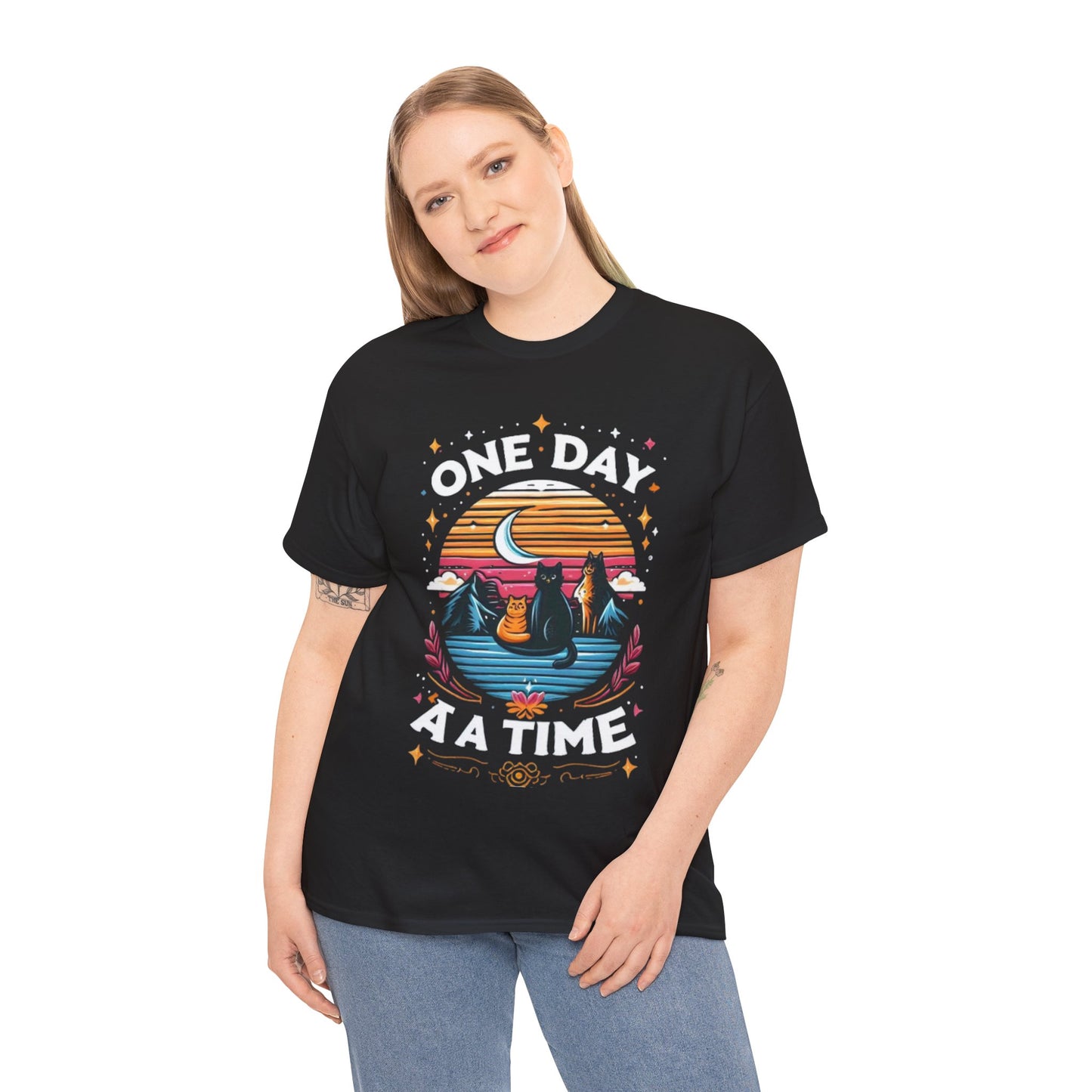 Unisex Mountain Cat Imperium  Tee